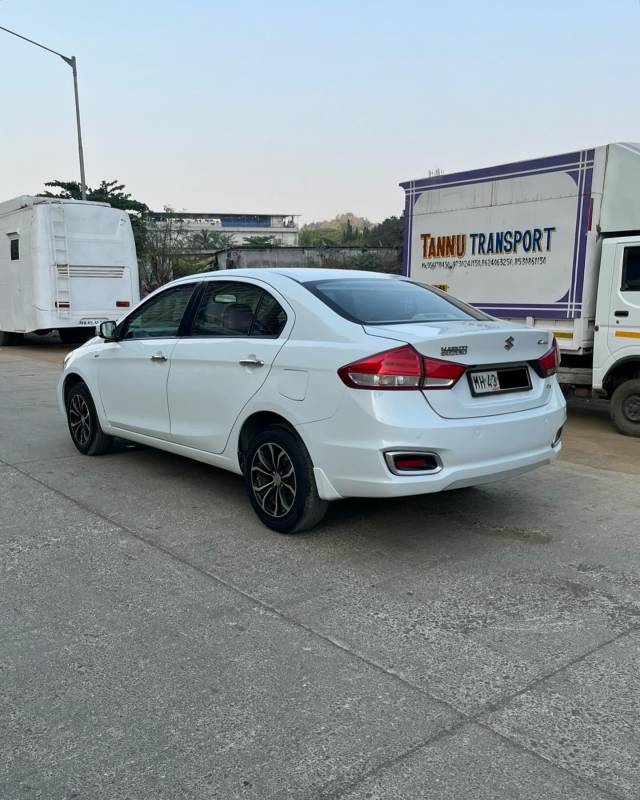 Exterior Diagnoal Left Back