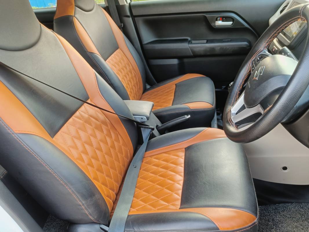 Interior Front Cabin